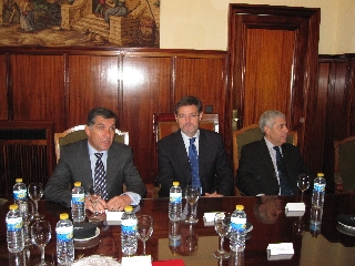 El ministro de Justicia Rafael Catalá y el presidente del TSJA Lorenzo del Río durante la reunión